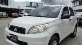 Te presentamos el **Daihatsu Terios OKii 4X4 2014**, ubicado en la ciudad de Tunja, un campero diseñado para quienes buscan versatilidad, potencia y confort.