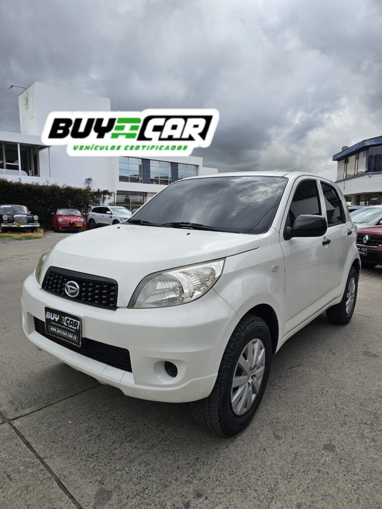 Te presentamos el **Daihatsu Terios OKii 4X4 2014**, ubicado en la ciudad de Tunja, un campero diseñado para quienes buscan versatilidad, potencia y confort.