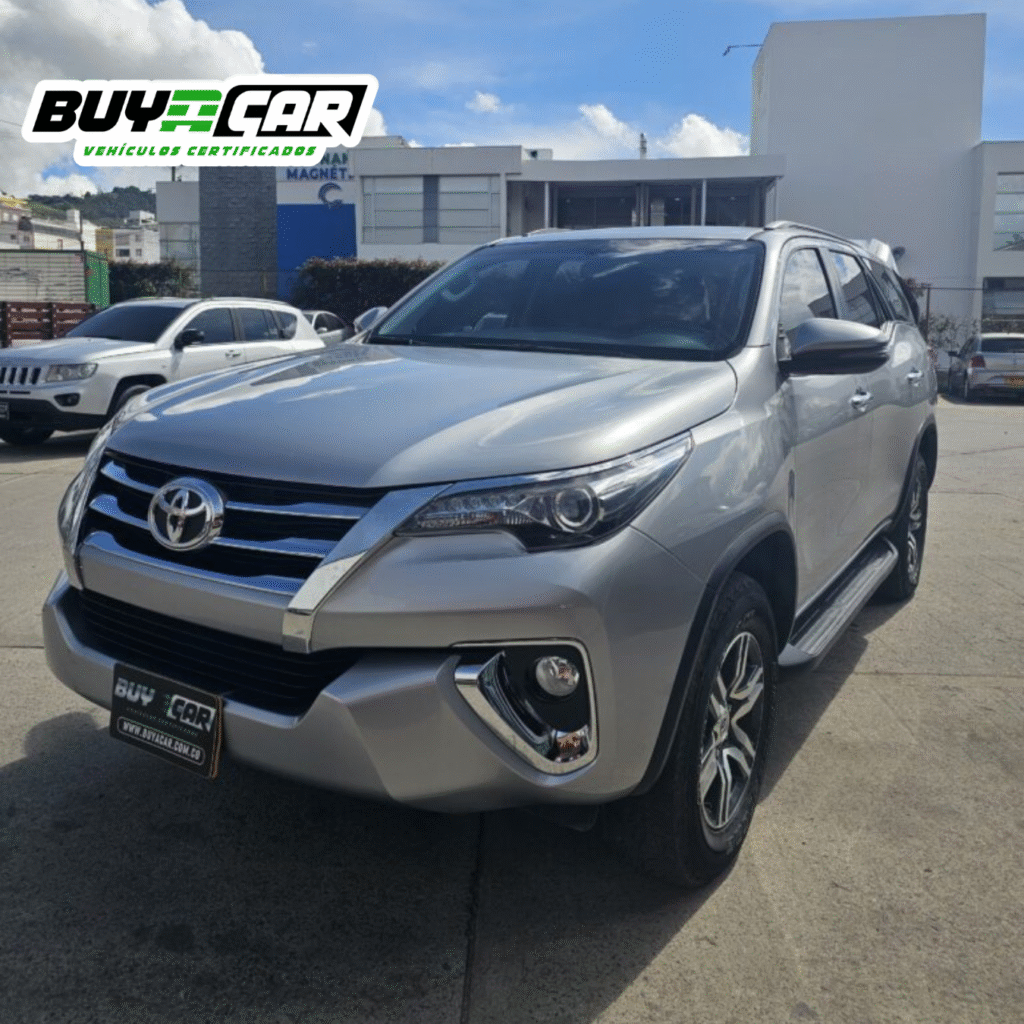 TOYOTA FORTUNER MID EURO IV 2019 en Tunja