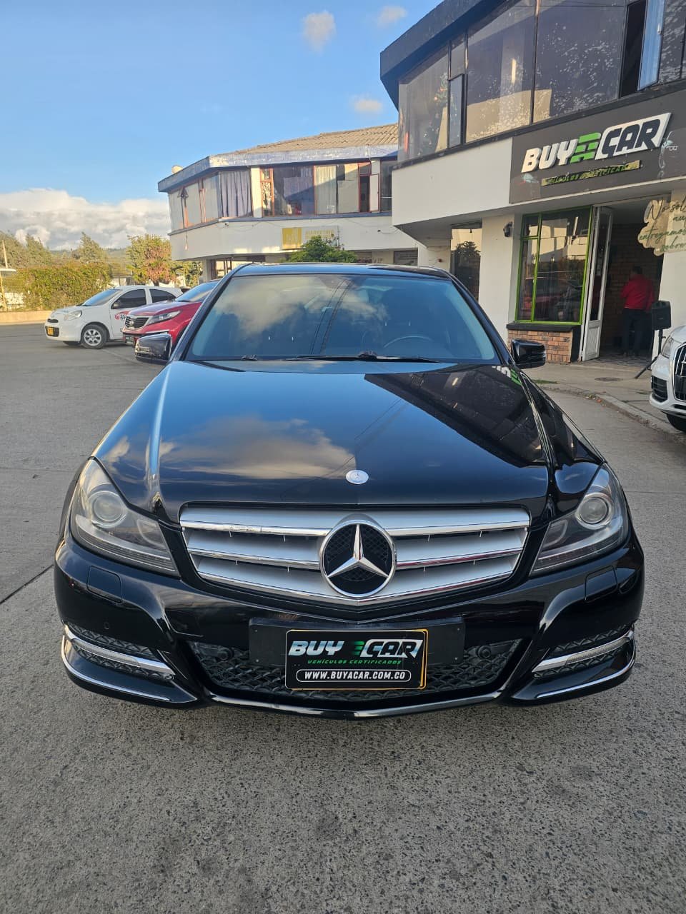 MERCEDES-BENZ C200 CGI 2012