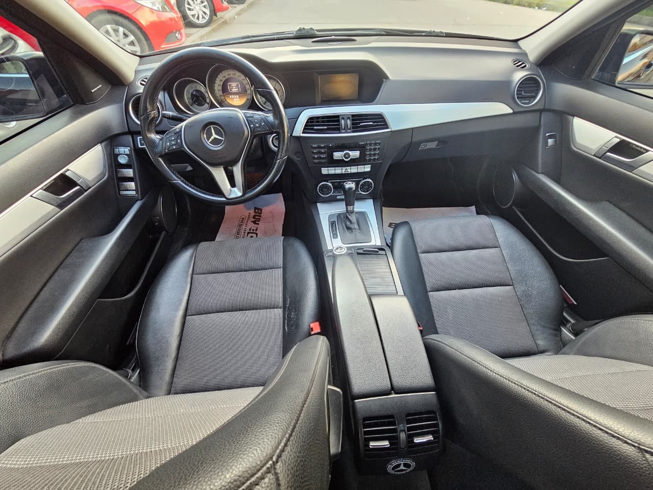 MERCEDES-BENZ C200 CGI 2012