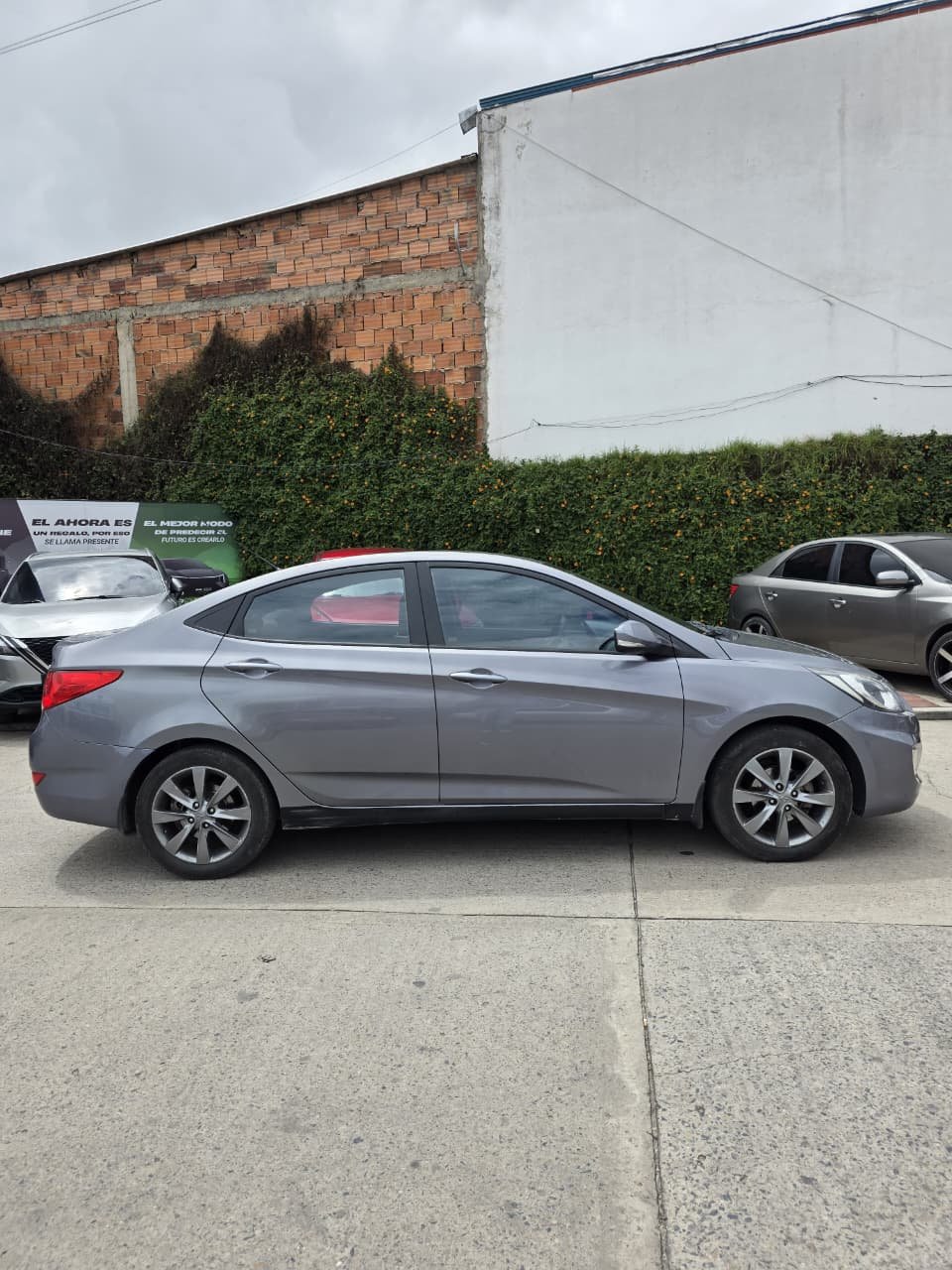 HYUNDAI ACCENT I25 2015