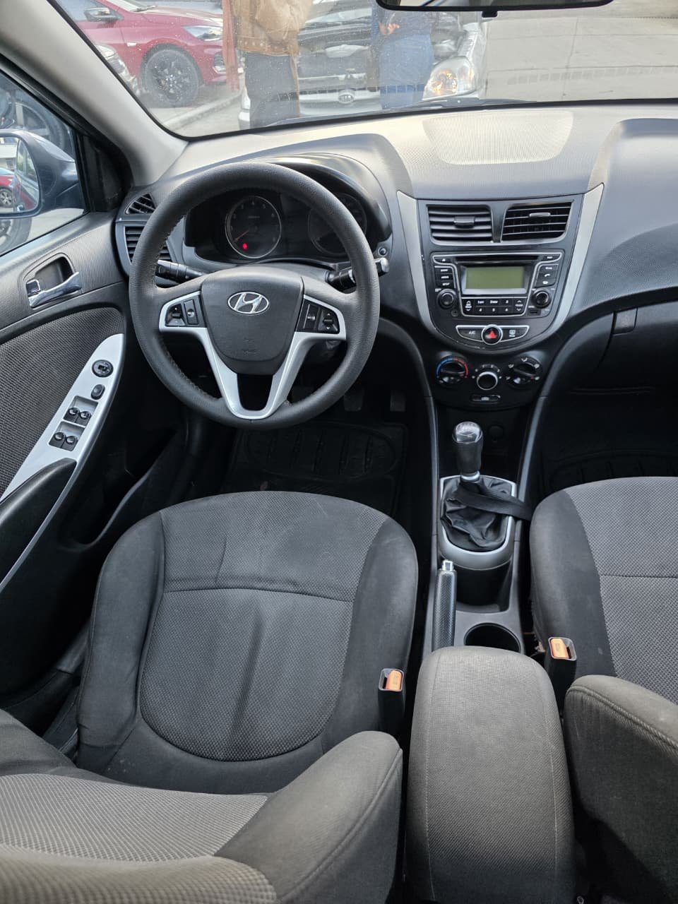 HYUNDAI ACCENT I25 2015