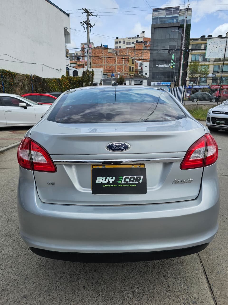 FORD FIESTA SPORTBACK 2011