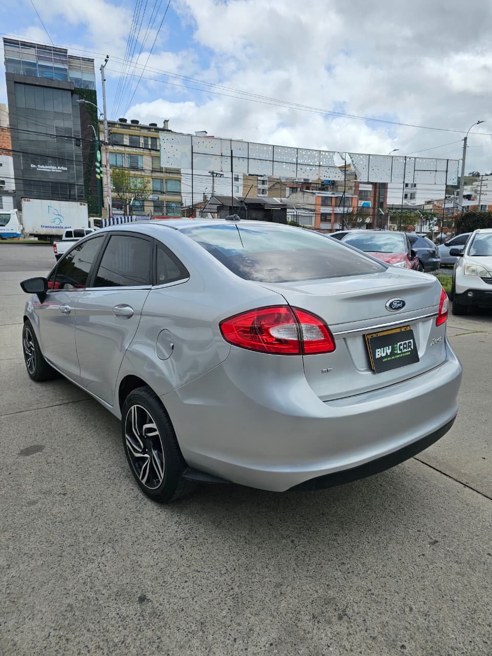 FORD FIESTA SPORTBACK 2011