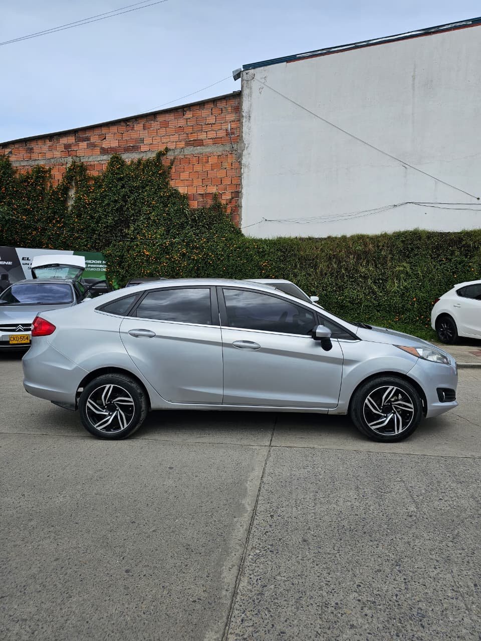 FORD FIESTA SPORTBACK 2011