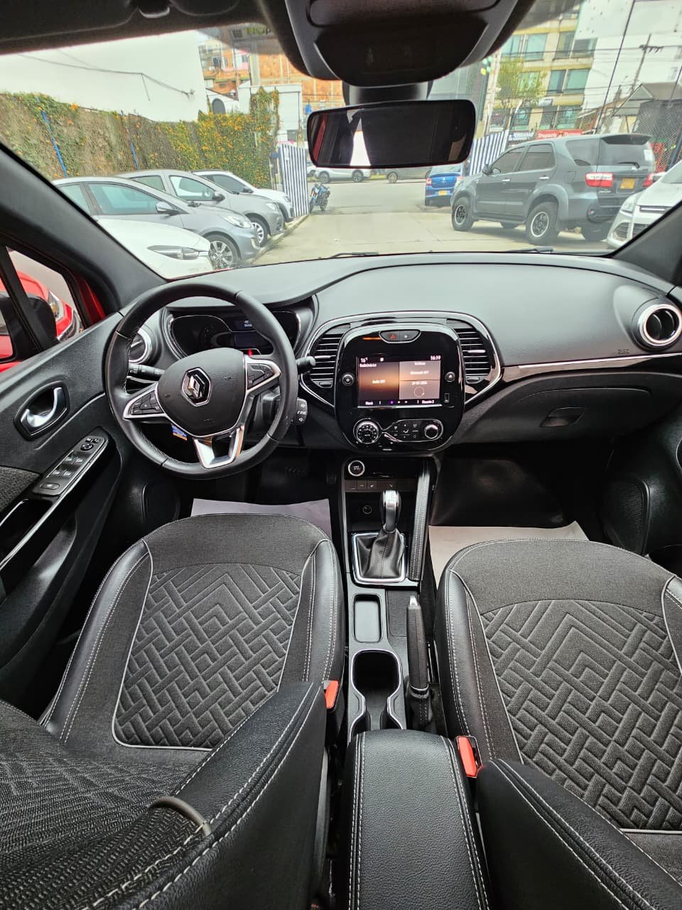 RENAULT CAPTUR INTENS 2022