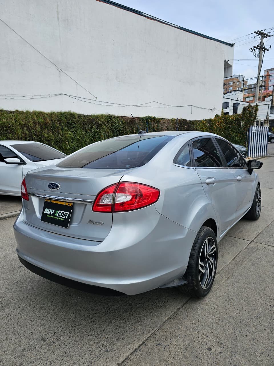 FORD FIESTA SPORTBACK 2011