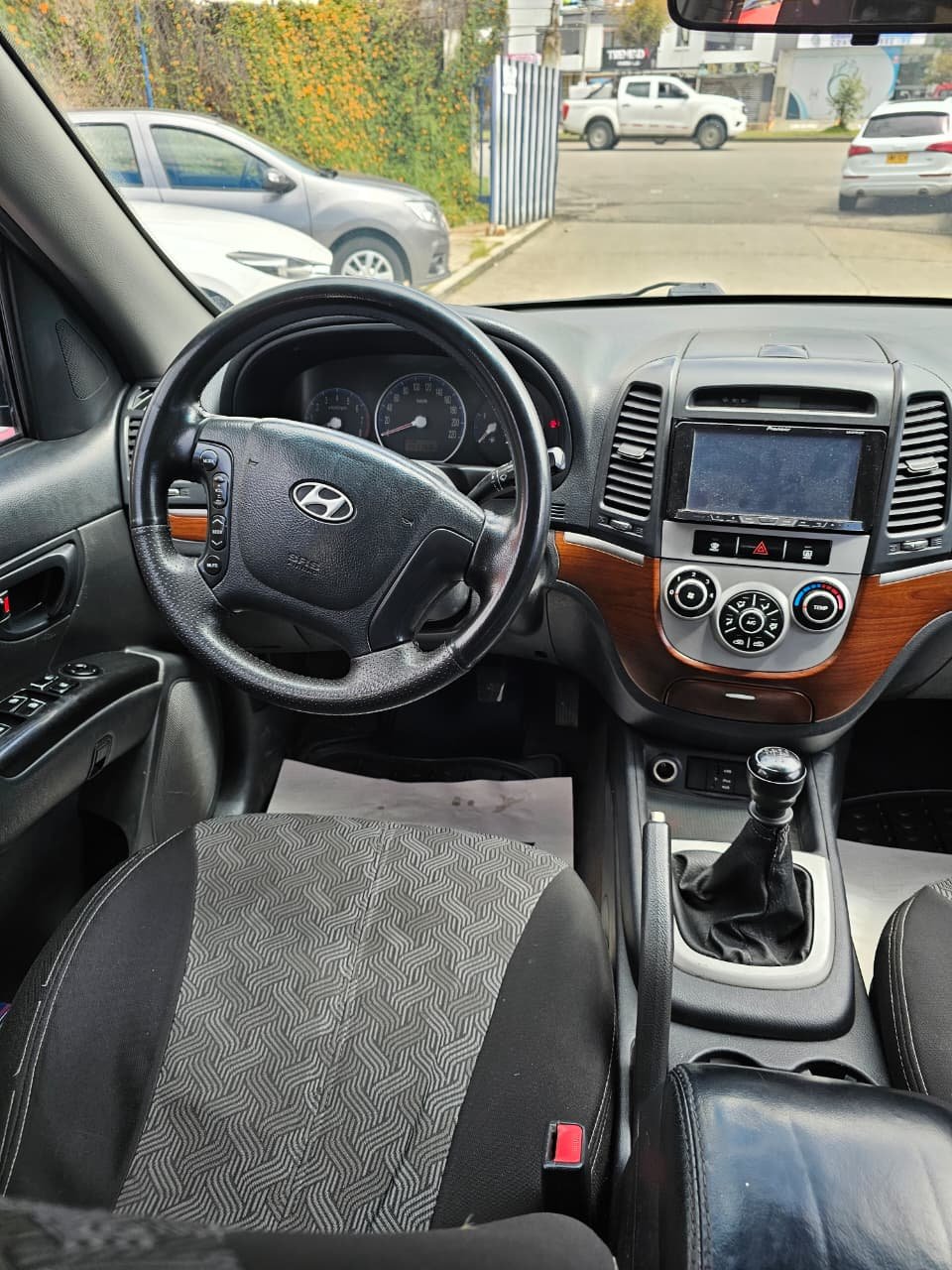 HYUNDAI SANTAFE GL 2010