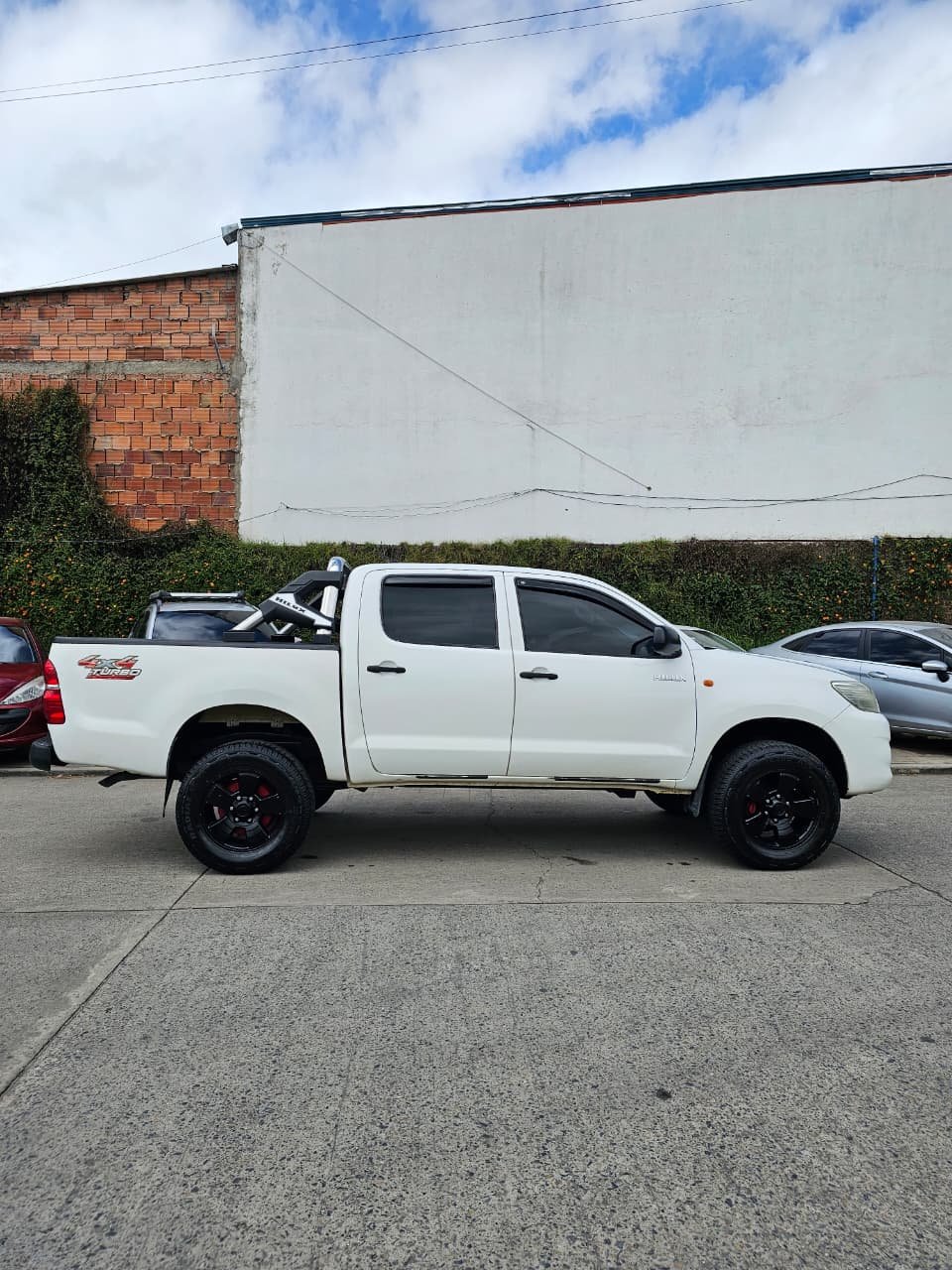 TOYOTA HILUX IMV 2014