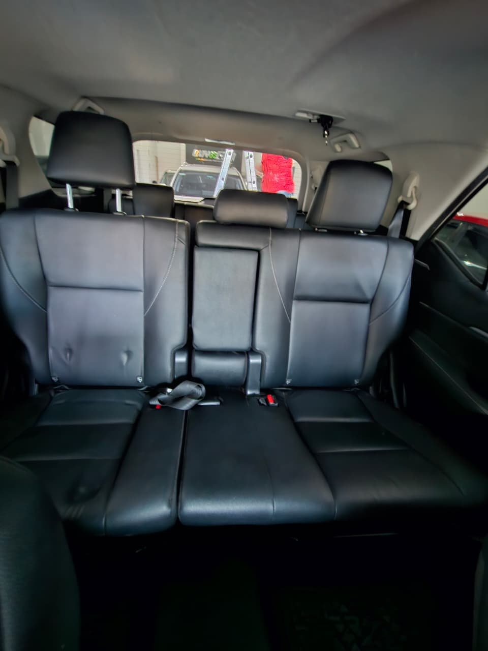 TOYOTA FORTUNER SR 2024
