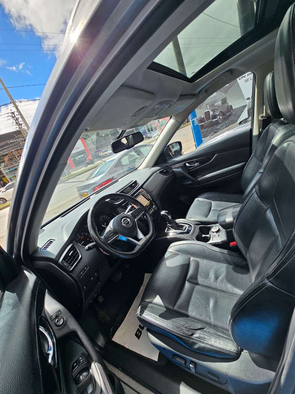 NISSAN X-TRAIL 2019