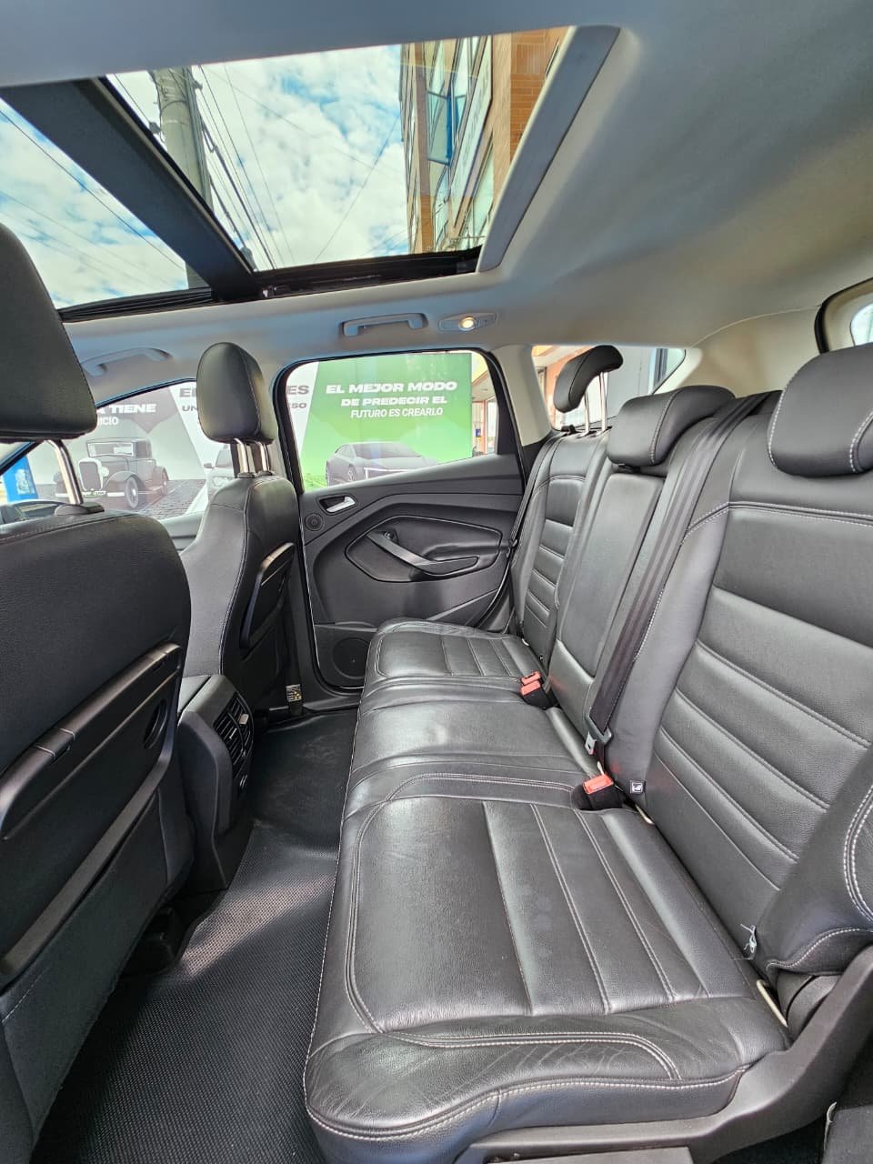 FORD ESCAPE TITANIUM 2017