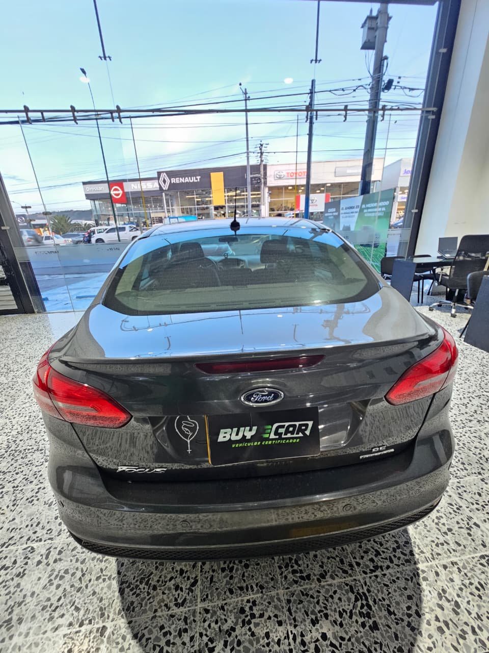 FORD FOCUS SE 2015
