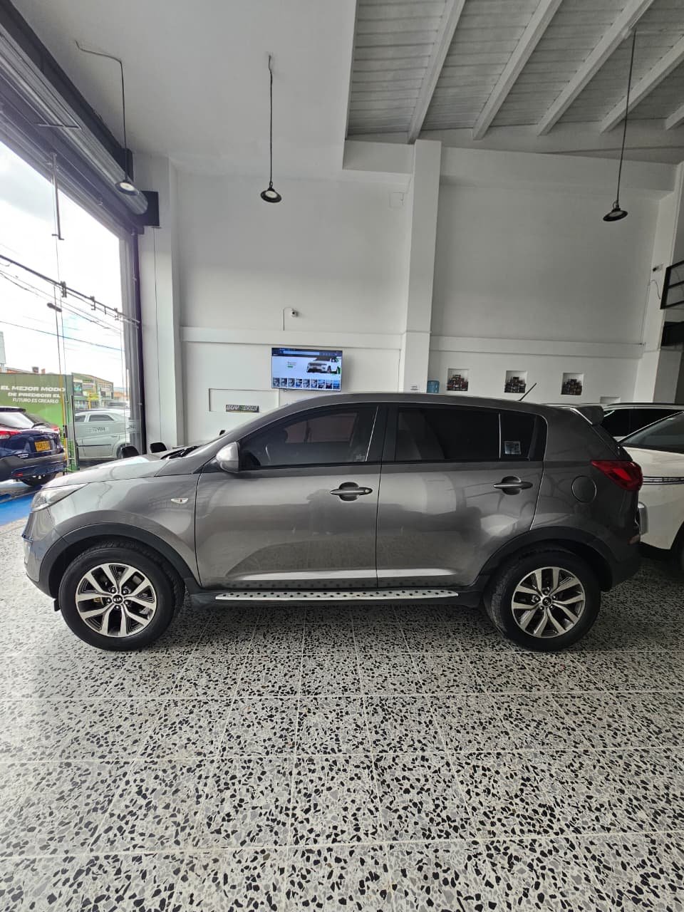 KIA NEW SPORTAGE LX 2014