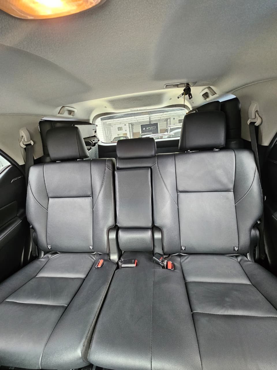 TOYOTA FORTUNER SR 2024