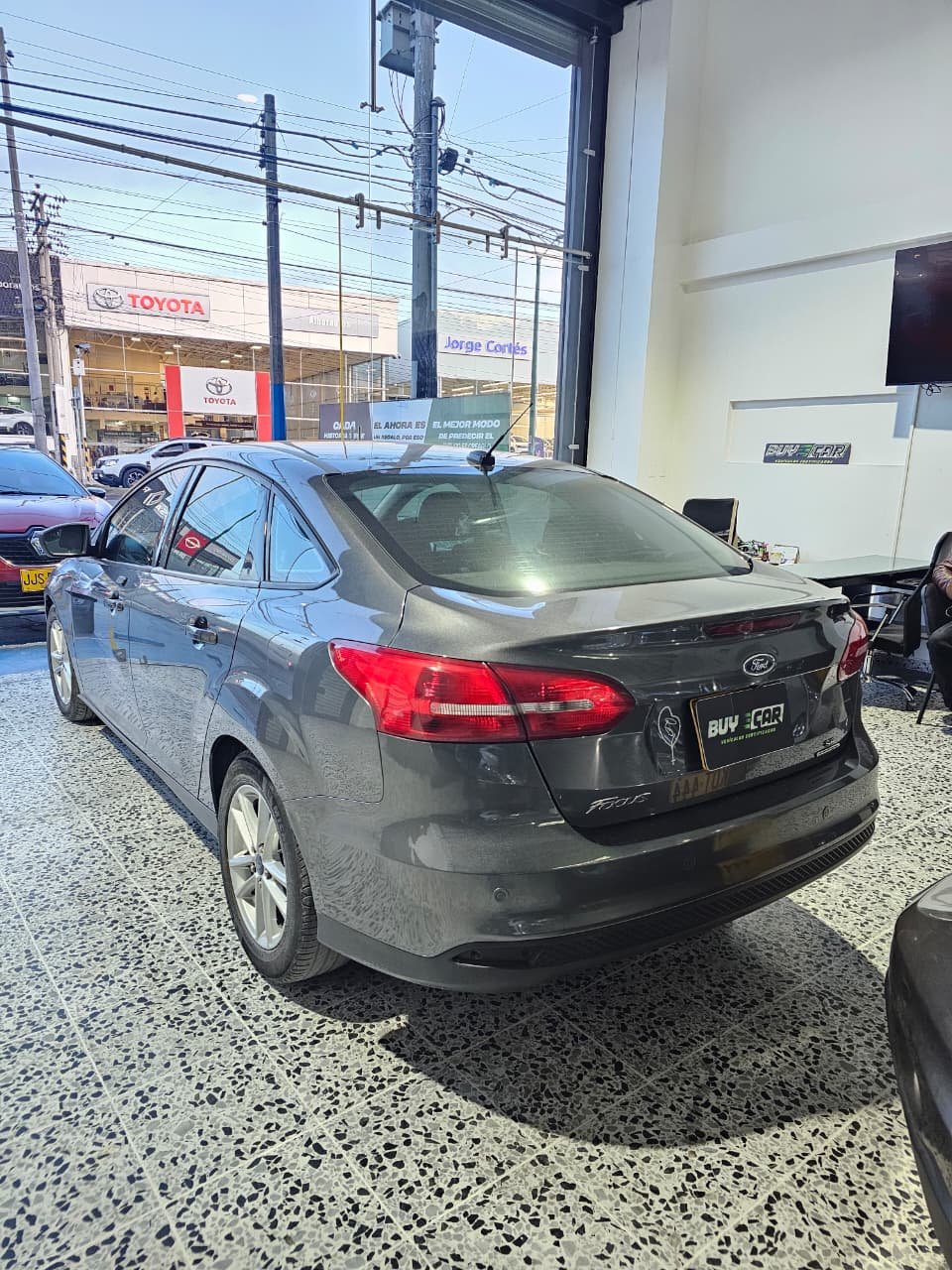 FORD FOCUS SE 2015
